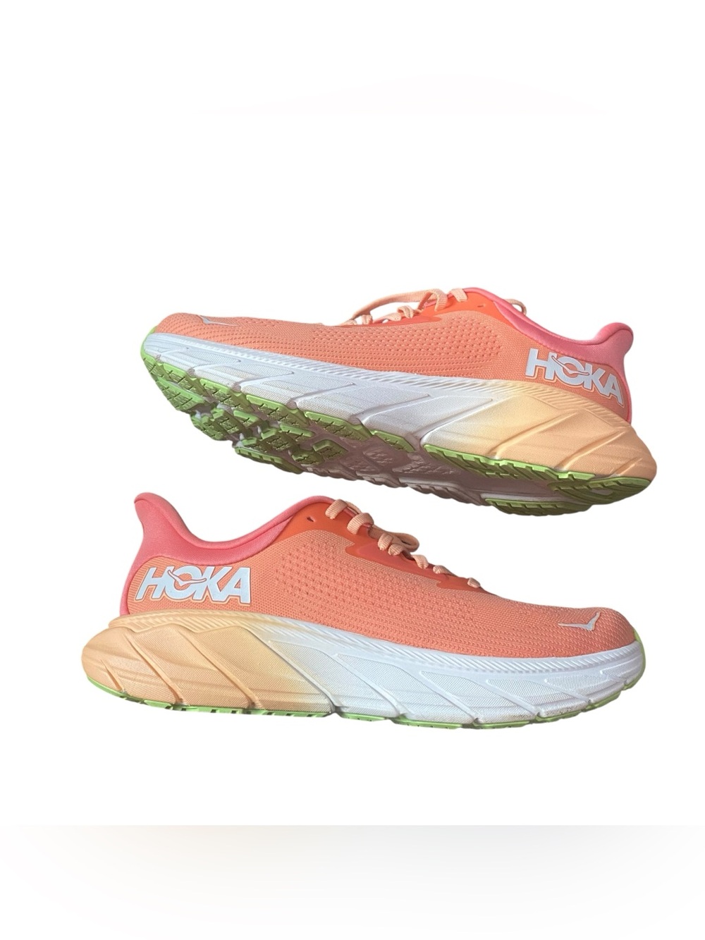 Hoka One One Women's Comfort Peach Orange Arahi 7 Running Shoes Size 9.5 B